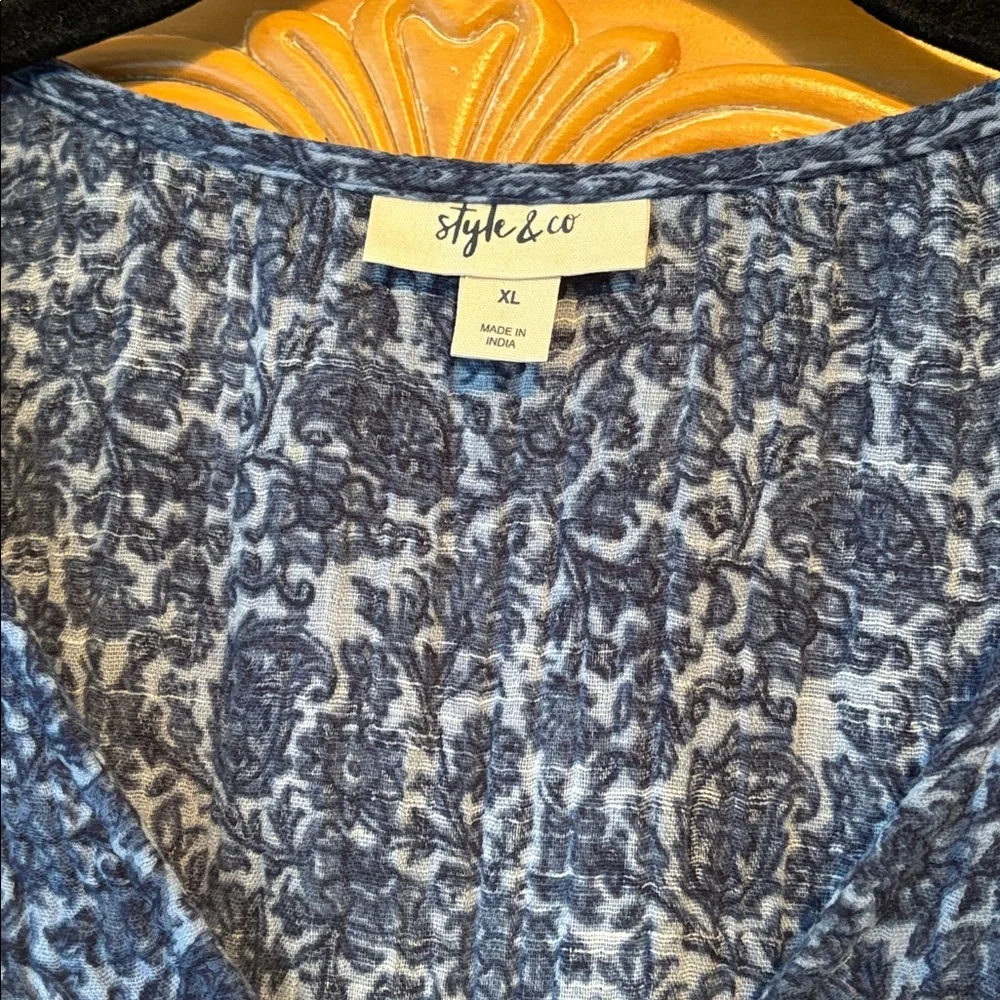 🌟HP🌟Style & Co. Gauze Flutter Sleeve Top - Picture 2 of 8